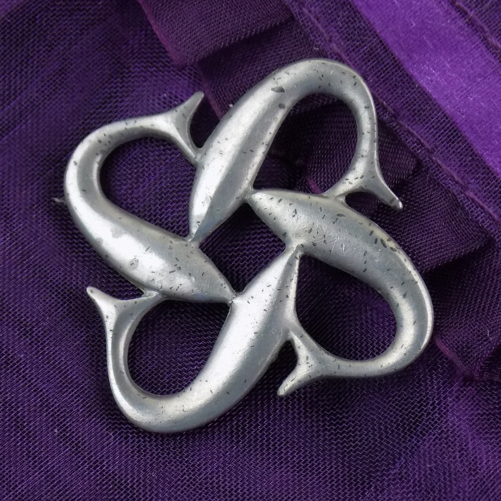 Vintage Ken Kantro dolphin Pendent pewter 1979